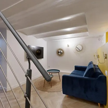 Bluestay 51 - Superb In * Paříž